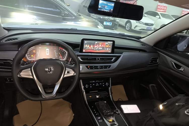 Used CHANGAN CS75 2021 Honor Million Edition 280T DCT Luxury Model Audio And AC Panel