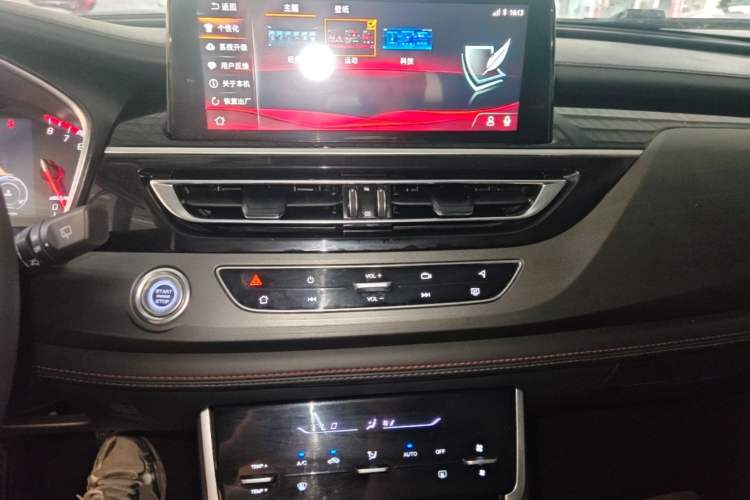 Used CHANGAN CS75 2021 Honor Million Edition 280T DCT Prestige Model Audio And AC Panel