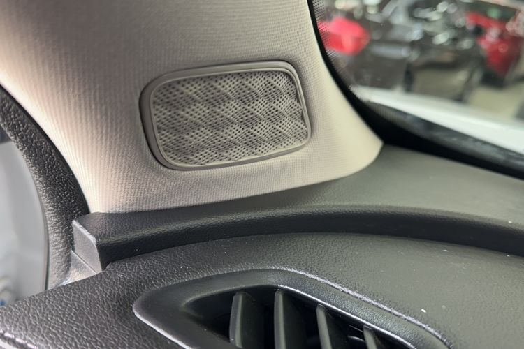 Used CHANGAN CS75 2021 Honor Million Edition 280T DCT Navigation Model Audio And AC Panel