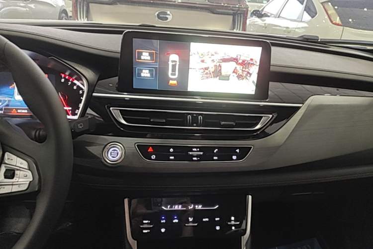 Used CHANGAN CS75 2021 Honor Million Edition 280T DCT Luxury Model Audio And AC Panel