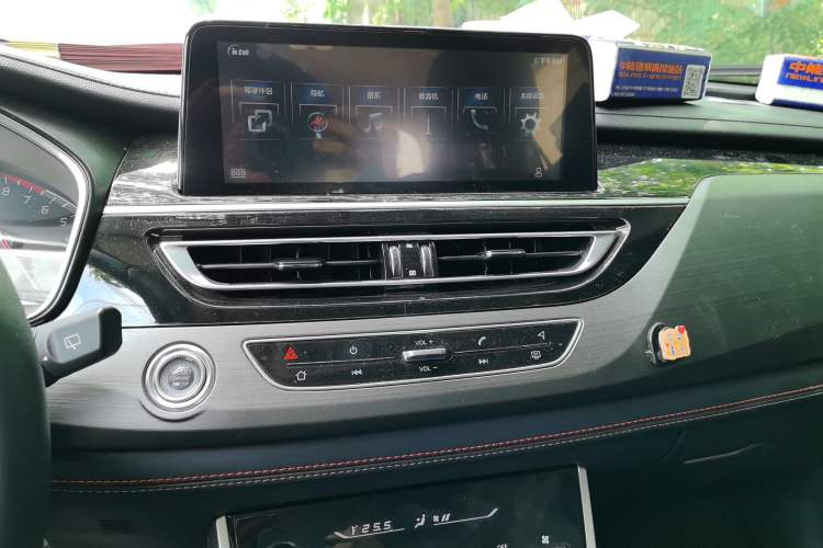 Used CHANGAN CS75 2021 Honor Million Edition 280T Manual Elite Model Audio And AC Panel