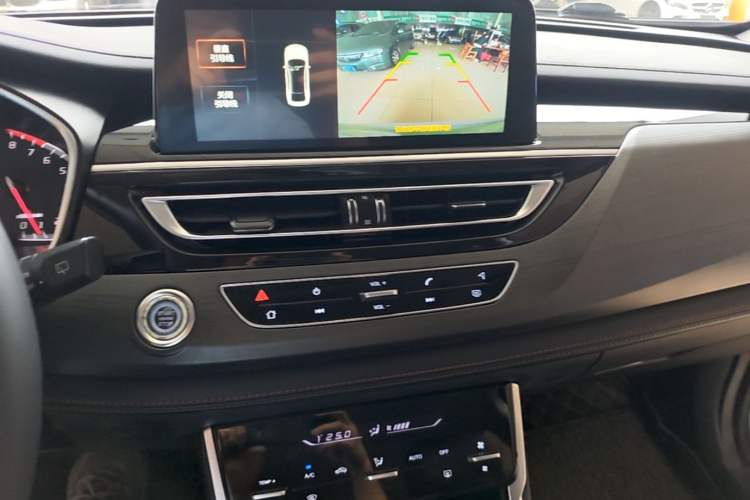 Used CHANGAN CS75 2021 Honor Million Edition 280T DCT Luxury Model Audio And AC Panel