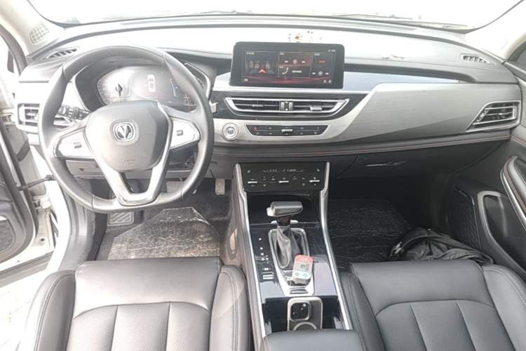 Used CHANGAN CS75 2021 Honor Million Edition 280T DCT Navigation Model Center Console