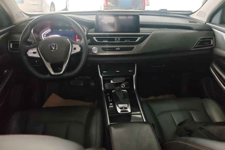 Used CHANGAN CS75 2021 Honor Million Edition 280T DCT Prestige Model Center Console