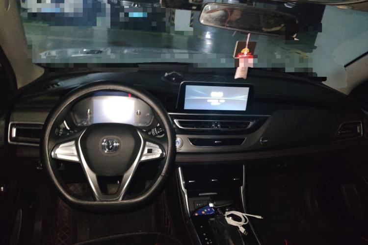 Used CHANGAN CS75 2021 Honor Million Edition 280T DCT Luxury Model Center Console