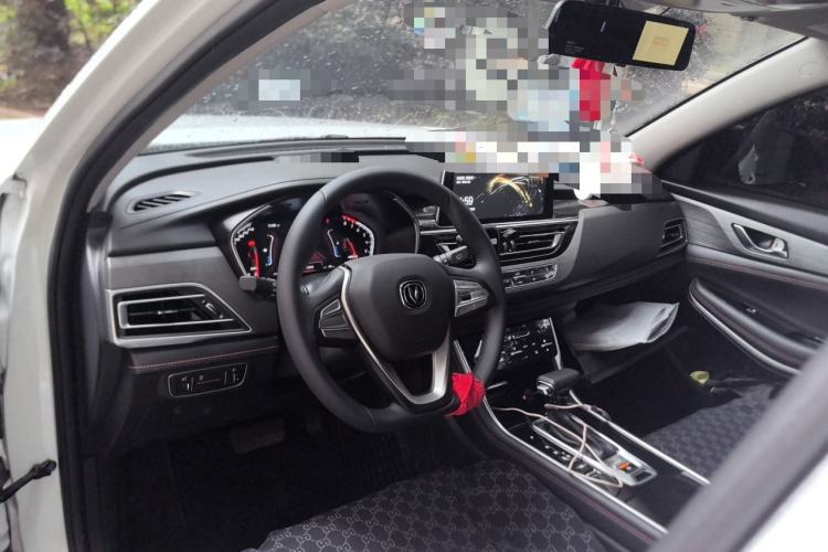 Used CHANGAN CS75 2021 Honor Million Edition 280T DCT Luxury Model Center Console