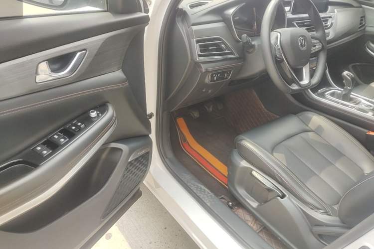Used CHANGAN CS75 2021 Honor Million Edition 280T Manual Elite Model Driver Seat