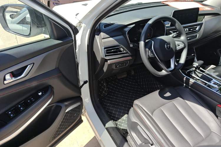 Used CHANGAN CS75 2021 Honor Million Edition 280T DCT Luxury Model Driver Seat