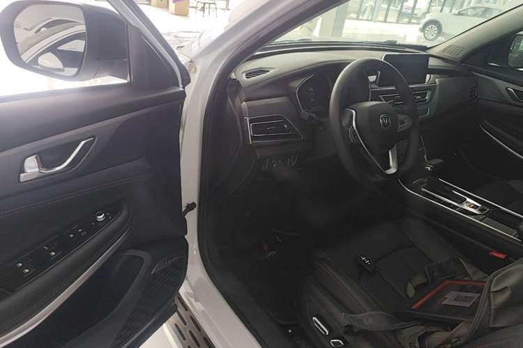 Used CHANGAN CS75 2021 Honor Million Edition 280T DCT Prestige Model Driver Seat