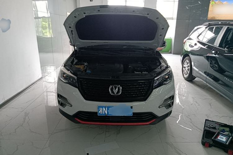 Used CHANGAN CS75 2021 Honor Million Edition 280T DCT Luxury Model Engine Bay