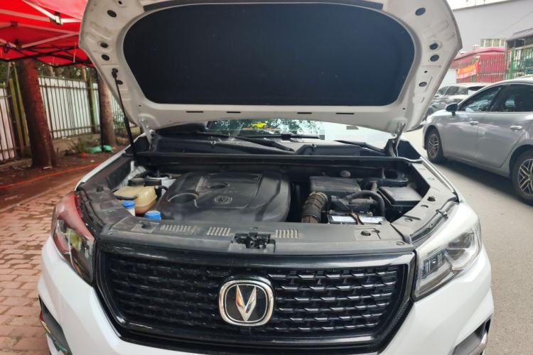 Used CHANGAN CS75 2021 Honor Million Edition 280T DCT Luxury Model Engine Bay