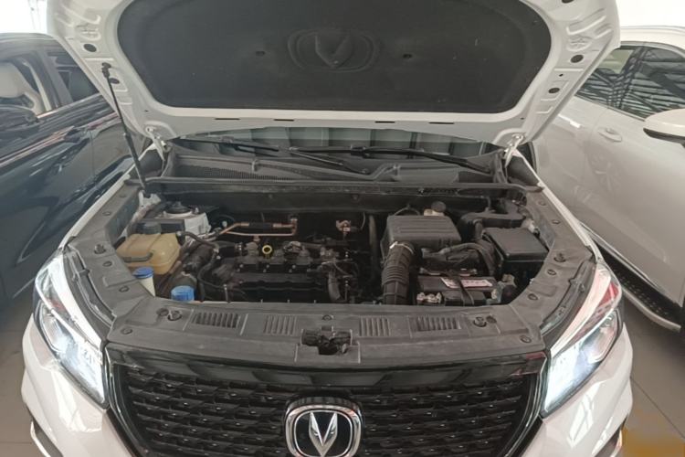 Used CHANGAN CS75 2021 Honor Million Edition 280T DCT Navigation Model Engine Bay