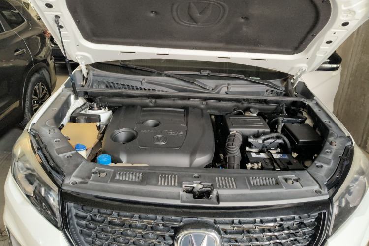 Used CHANGAN CS75 2021 Honor Million Edition 280T DCT Luxury Model Engine Bay