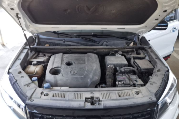 Used CHANGAN CS75 2021 Honor Million Edition 280T DCT Luxury Model Engine Bay