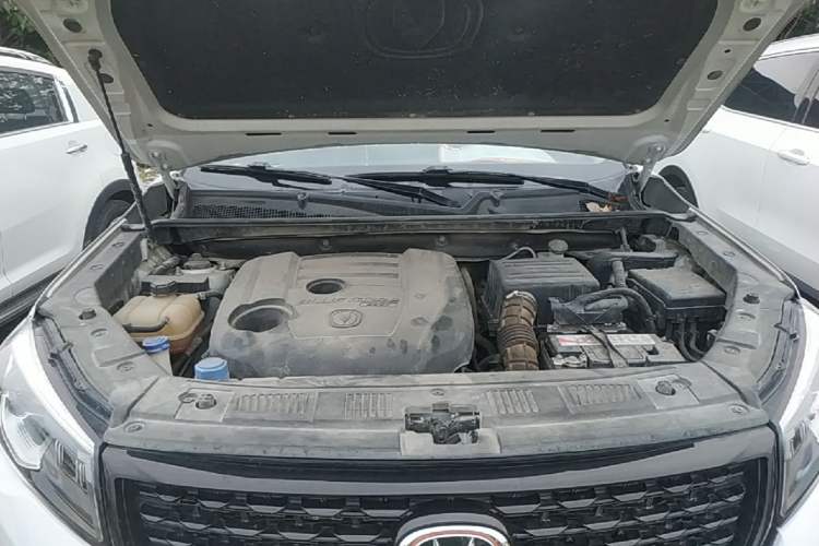 Used CHANGAN CS75 2021 Honor Million Edition 280T DCT Prestige Model Engine Bay