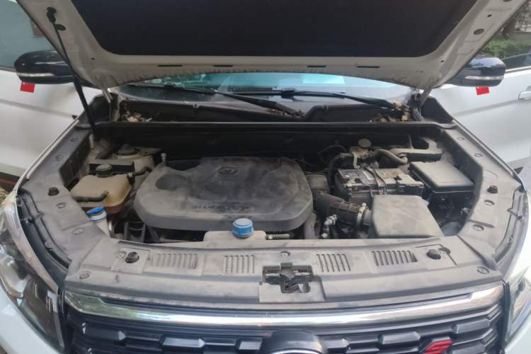 Used CHANGAN CS75 2021 Honor Million Edition 280T DCT Luxury Model Engine Bay