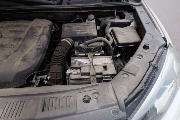 Used CHANGAN CS75 2021 Honor Million Edition 280T DCT Luxury Model Engine Bay Left