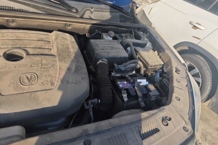 Used CHANGAN CS75 2021 Honor Million Edition 280T DCT Luxury Model Engine Bay Left