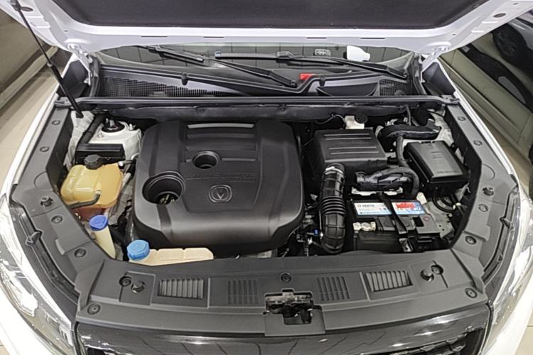 Used CHANGAN CS75 2021 Honor Million Edition 280T DCT Luxury Model Engine Bay