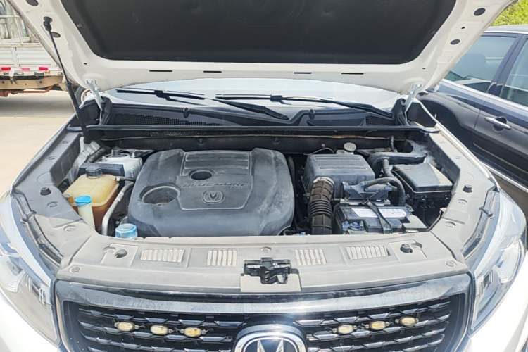 Used CHANGAN CS75 2021 Honor Million Edition 280T Manual Elite Model Engine Bay