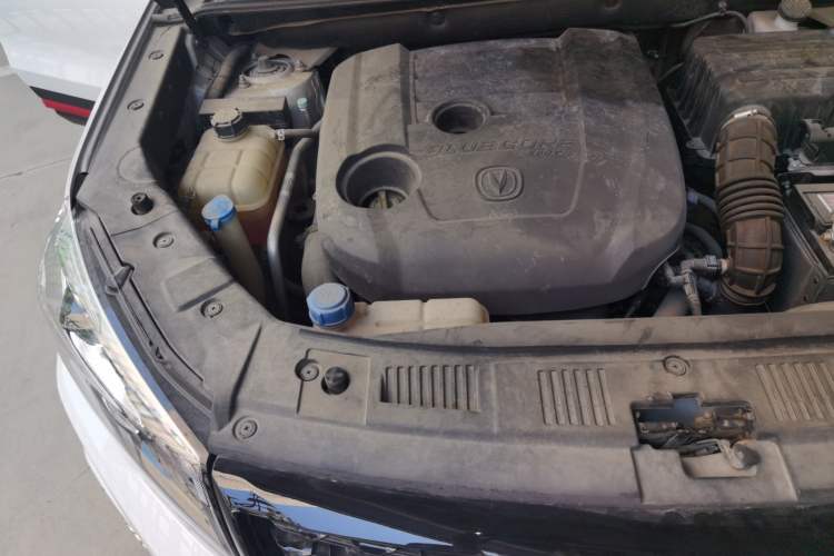 Used CHANGAN CS75 2021 Honor Million Edition 280T Manual Elite Model Engine Bay Right