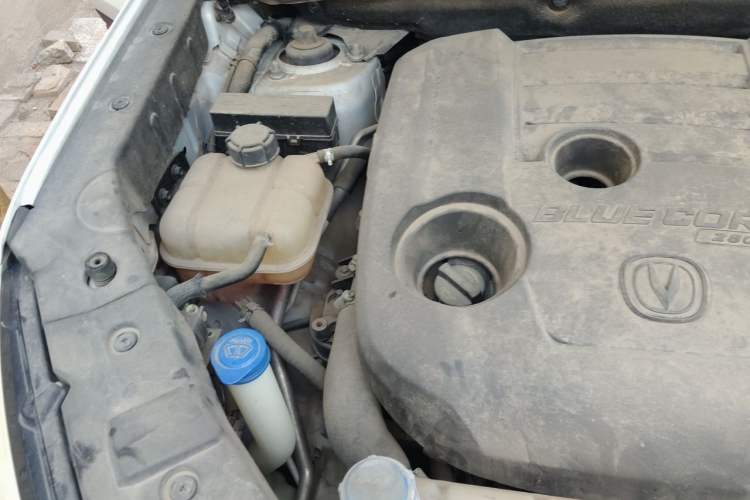 Used CHANGAN CS75 2021 Honor Million Edition 280T DCT Luxury Model Engine Bay Right