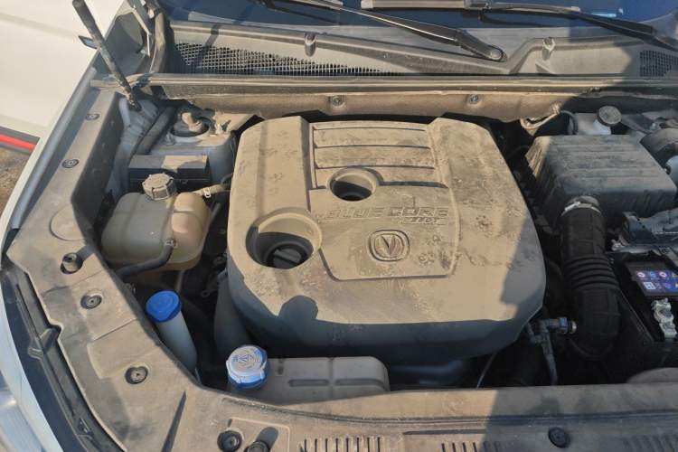 Used CHANGAN CS75 2021 Honor Million Edition 280T DCT Luxury Model Engine Bay Right