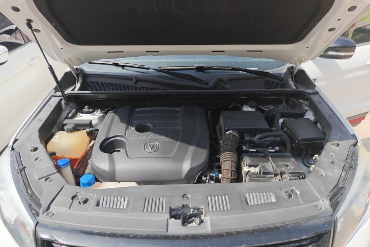 Used CHANGAN CS75 2021 Honor Million Edition 280T DCT Luxury Model Engine Bay