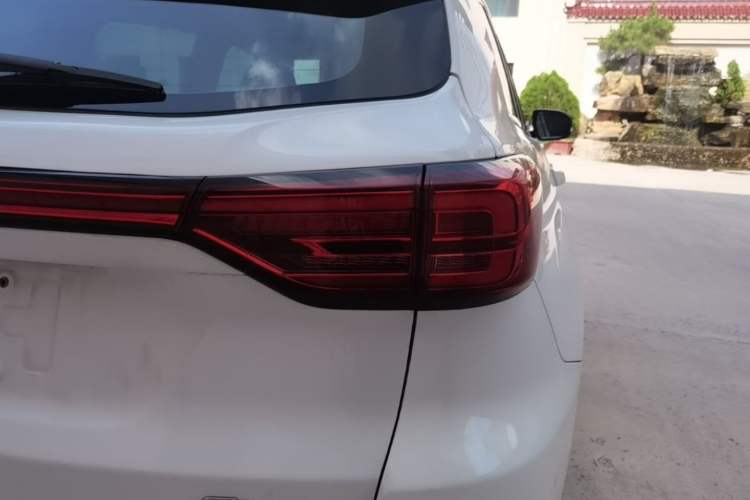 Used CHANGAN CS75 2021 Honor Million Edition 280T DCT Prestige Model Exterior 3