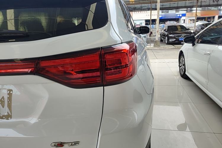 Used CHANGAN CS75 2021 Honor Million Edition 280T DCT Luxury Model Exterior 3