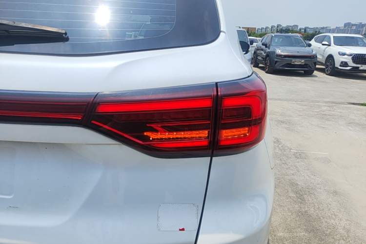 Used CHANGAN CS75 2021 Honor Million Edition 280T Manual Elite Model Exterior 3