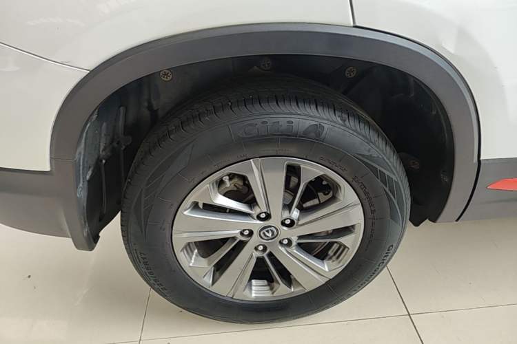 Used CHANGAN CS75 2021 Honor Million Edition 280T DCT Luxury Model Exterior 5