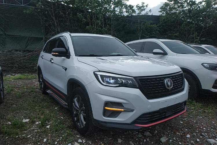 Used CHANGAN CS75 2021 Honor Million Edition 280T DCT Prestige Model Front Right 45 Deg