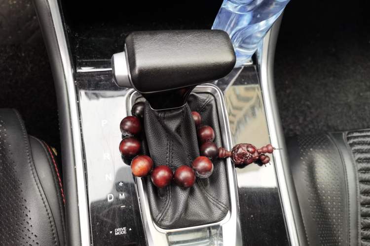 Used CHANGAN CS75 2021 Honor Million Edition 280T DCT Luxury Model Gear Lever