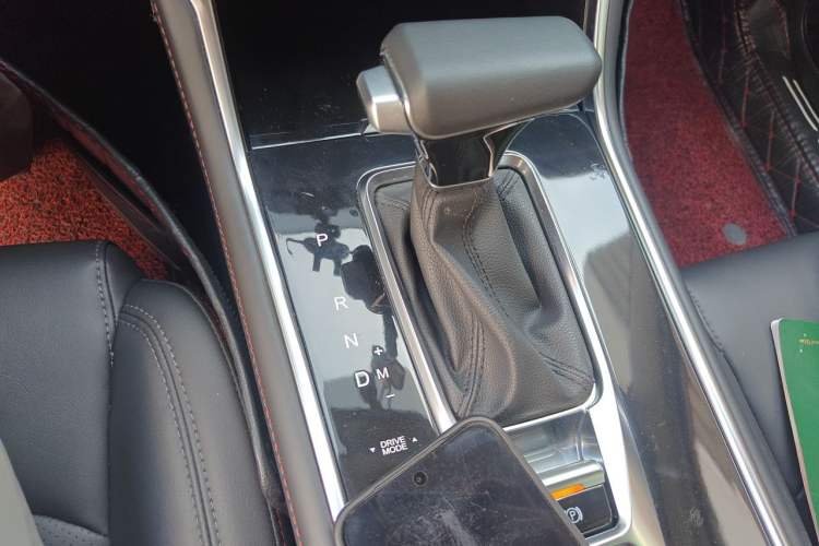 Used CHANGAN CS75 2021 Honor Million Edition 280T DCT Luxury Model Gear Lever