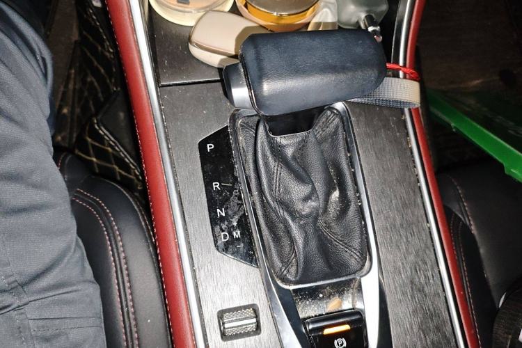 Used CHANGAN CS75 2021 Honor Million Edition 280T DCT Prestige Model Gear Lever