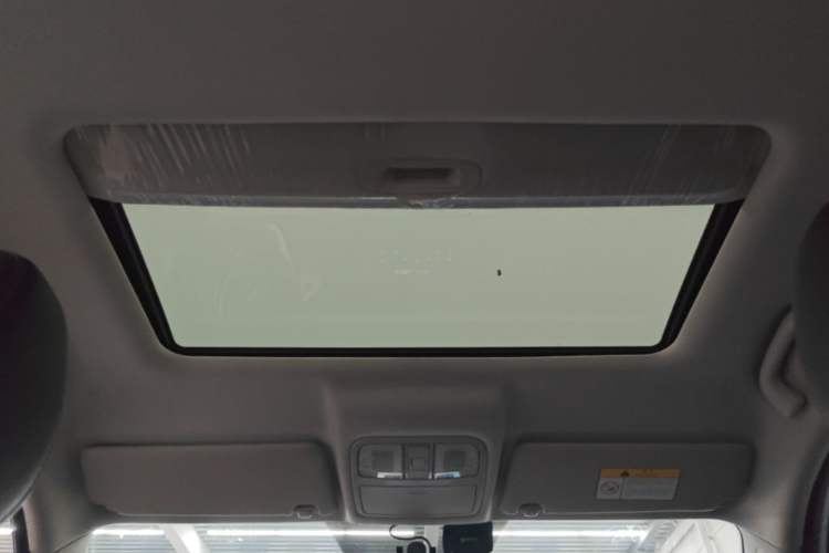 Used CHANGAN CS75 2021 Honor Million Edition 280T DCT Luxury Model Headliner