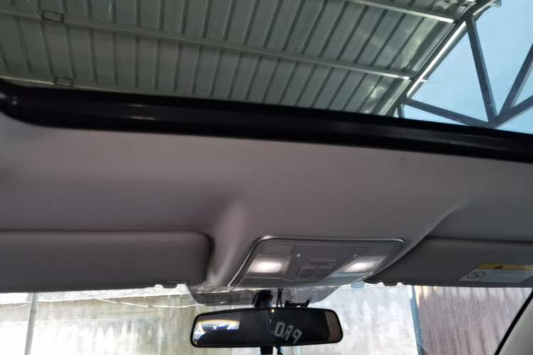 Used CHANGAN CS75 2021 Honor Million Edition 280T DCT Prestige Model Headliner