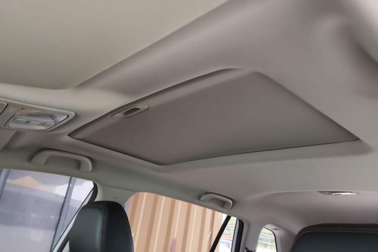 Used CHANGAN CS75 2021 Honor Million Edition 280T DCT Luxury Model Headliner