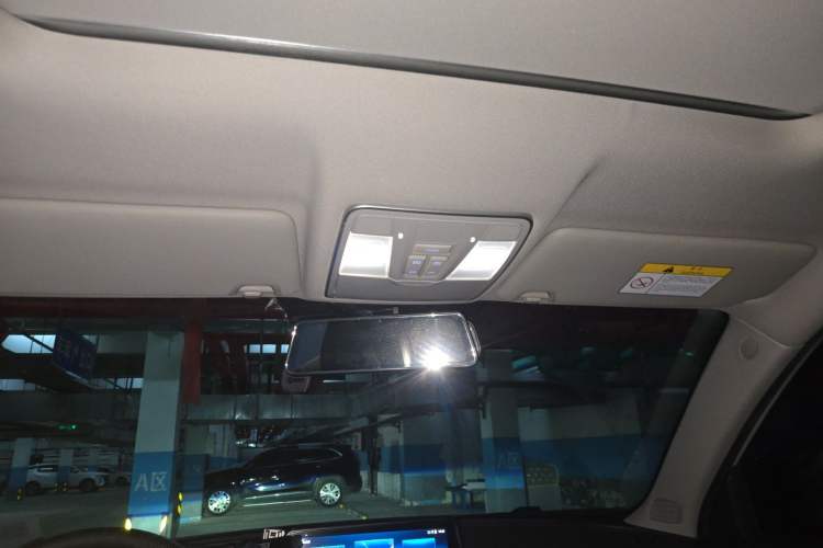Used CHANGAN CS75 2021 Honor Million Edition 280T DCT Navigation Model Headliner