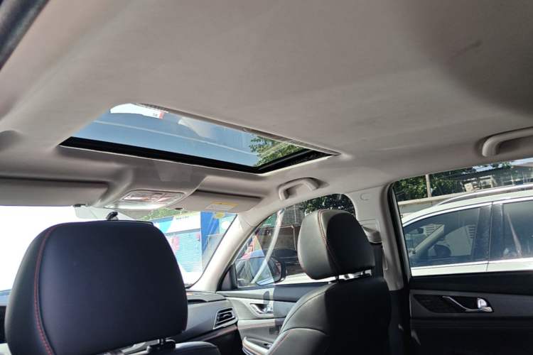 Used CHANGAN CS75 2021 Honor Million Edition 280T DCT Luxury Model Headliner