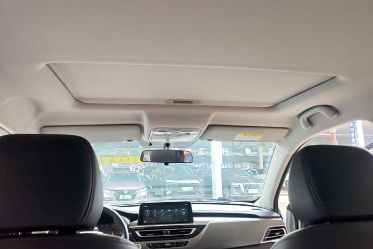 Used CHANGAN CS75 2021 Honor Million Edition 280T DCT Luxury Model Headliner