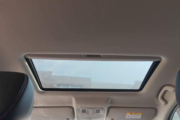 Used CHANGAN CS75 2021 Honor Million Edition 280T DCT Luxury Model Headliner