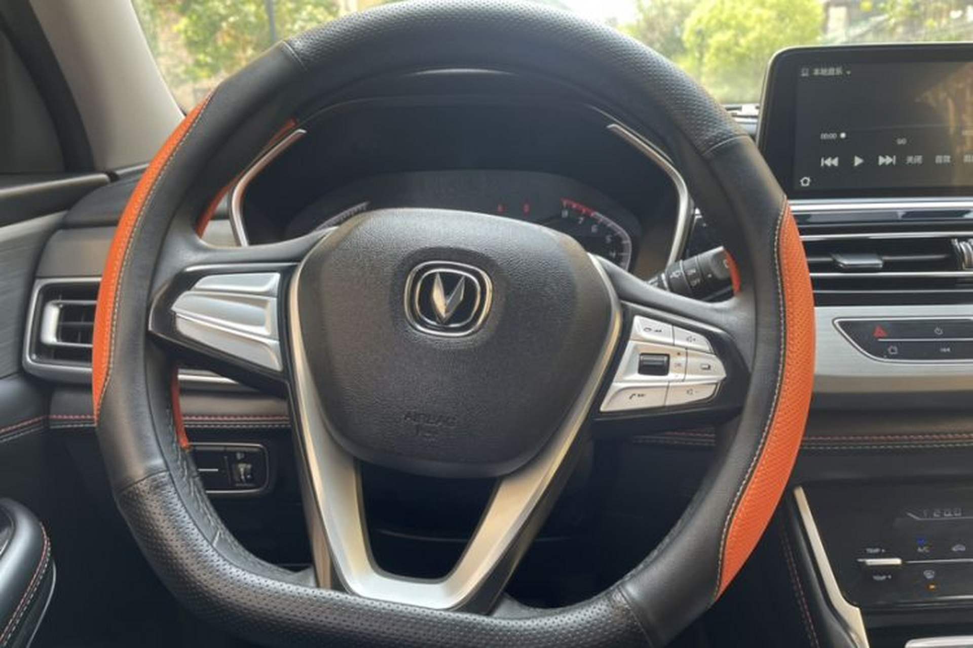 Used CHANGAN CS75 2021 Honor Million Edition 280T DCT Luxury Model Interior 2