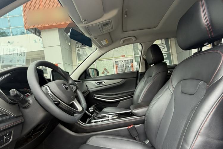 Used CHANGAN CS75 2021 Honor Million Edition 280T DCT Luxury Model Interior 3