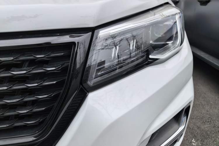 Used CHANGAN CS75 2021 Honor Million Edition 280T DCT Luxury Model Left Front Headlight