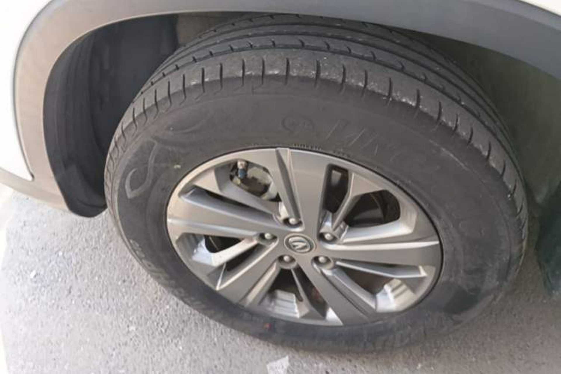 Used CHANGAN CS75 2021 Honor Million Edition 280T DCT Luxury Model Left Front Wheel Hub