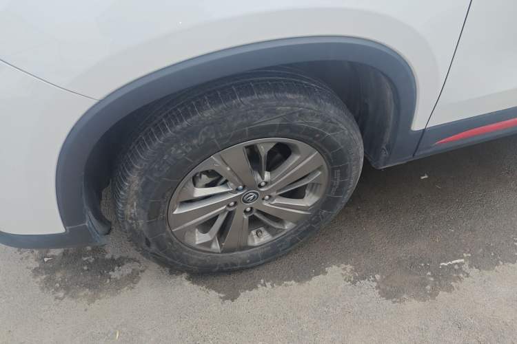 Used CHANGAN CS75 2021 Honor Million Edition 280T DCT Luxury Model Left Front Wheel Hub