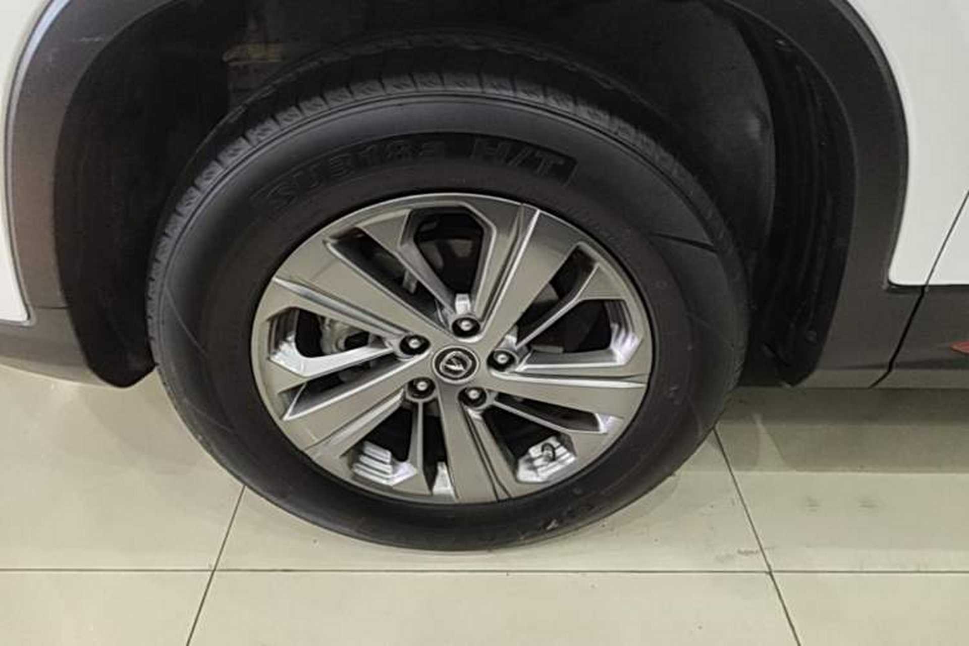 Used CHANGAN CS75 2021 Honor Million Edition 280T DCT Luxury Model Left Front Wheel Hub