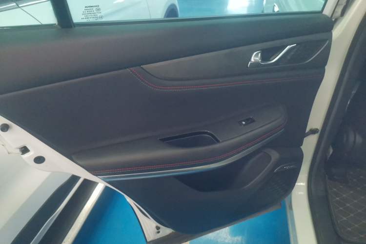 Used CHANGAN CS75 2021 Honor Million Edition 280T DCT Luxury Model Left Rear Door Interior